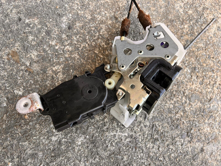 RHF Subaru Tribeca B9 2006 - 07 Driver Right Side Front Door Lock Actuator