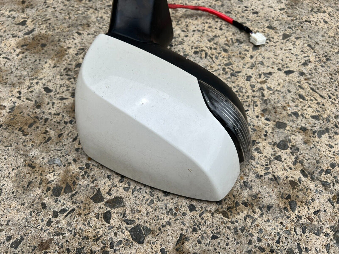 Genuine Subaru Forester 12 - 18 SJ Factory Right Driver Side View Mirror White