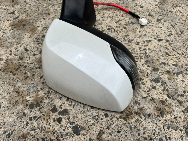 Genuine Subaru Forester 12 - 18 SJ Factory Right Driver Side View Mirror White