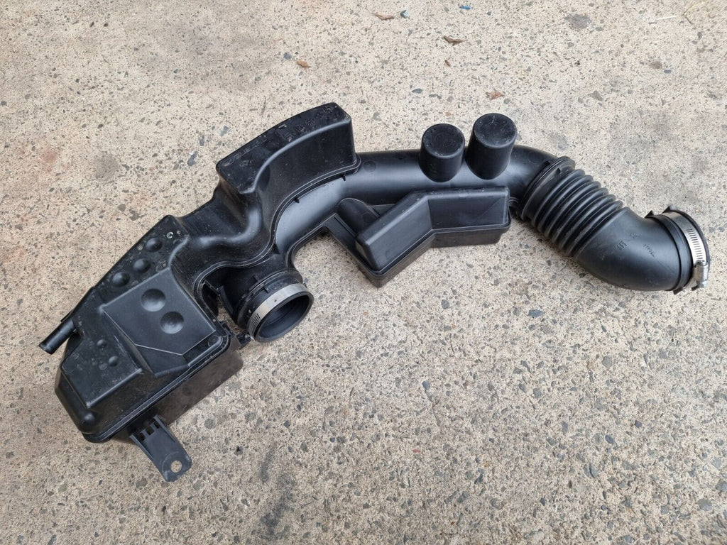 GENUINE Subaru XV GT 2017 21 FB20 Cold Air Intake Plenum Chamber Pip