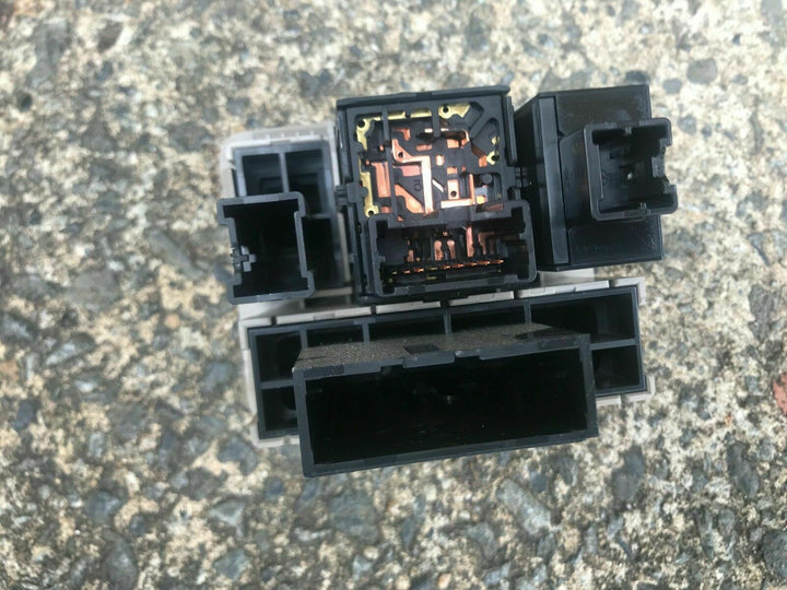 Subaru Outback Wagon Gen 3 4 4TH 2003 - 2009 H6 Mirror Switch Dash ILL Control