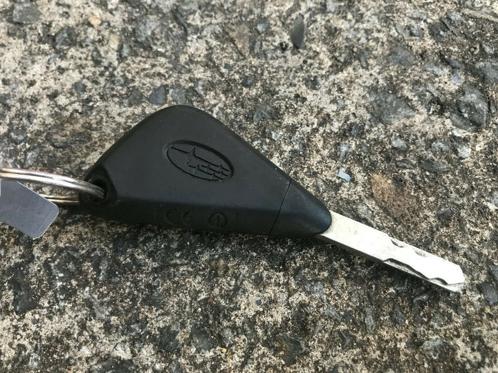 Subaru Liberty Outback Gen 4 03 - 09 Factory Original Car Key Imobiliser Fob 3
