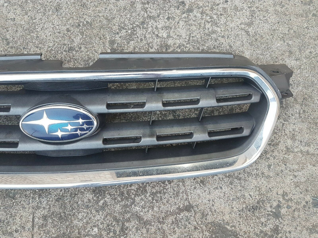 Genuine OEM Subaru Outback Gen 4 2003 - 2006 S1 Front Bumper Grille Grill Badge