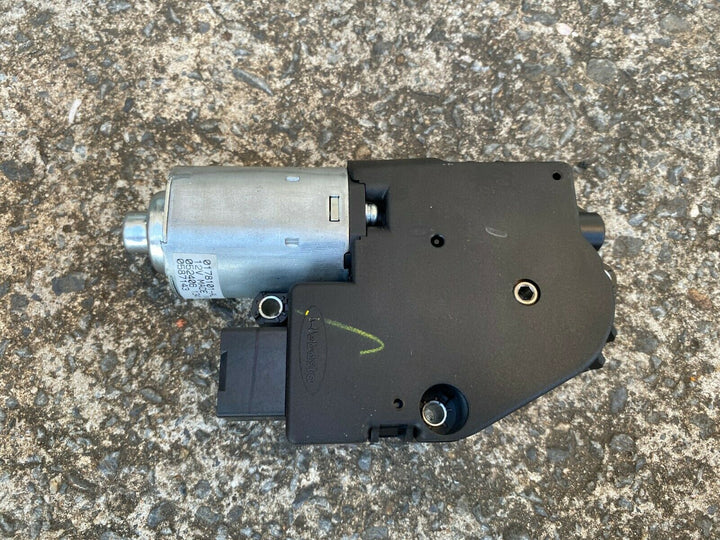 Subaru Liberty Sedan GEN 4 03 - 09 Genuine Electric Sunroof Sun Roof Motor
