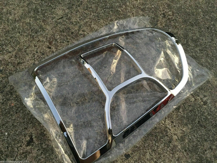 Hyundai Trajet 2000 - 2004 Pair Rear Tail Light Chrome Surround Trim Brand New