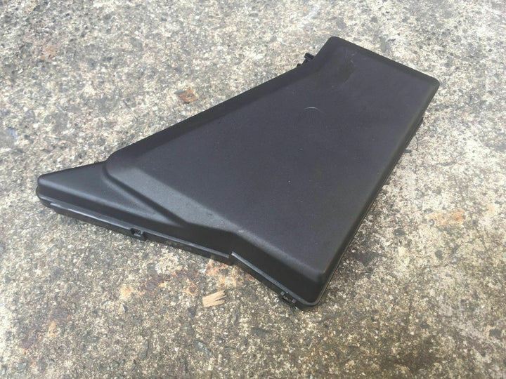 Subaru Outback Liberty GT 2003 - 2009 GEN 4 Engine Bay Fuse Box Compartment Lid