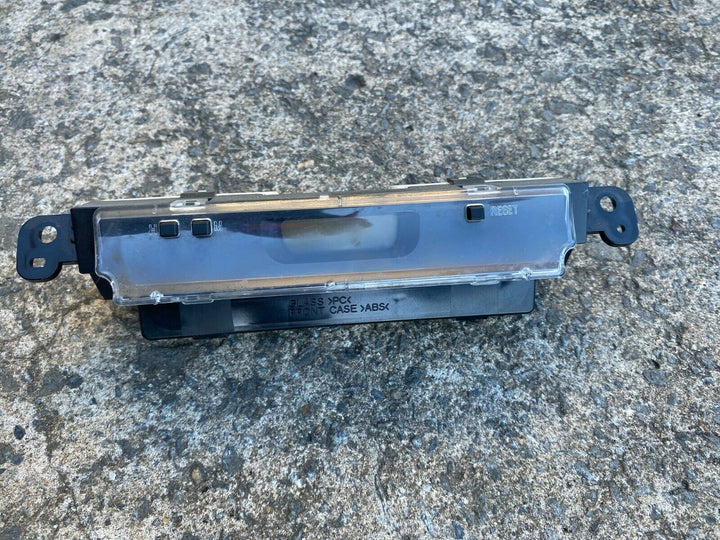 Subaru Forester 05 - 07 SG X XS XT Factory Front Top Dash Clock Display Genuine