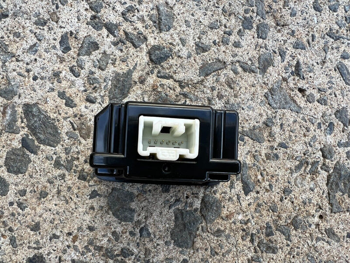 Subaru Impreza RS 08 - 11 Center Console AUX Plug Port Terminal Panel GENUINE