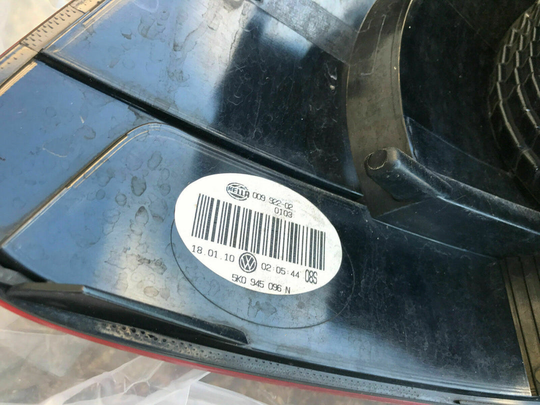 New Genuine VW Volkswagen RHR Right Rear Tail Light Tailight Brake Back Driver