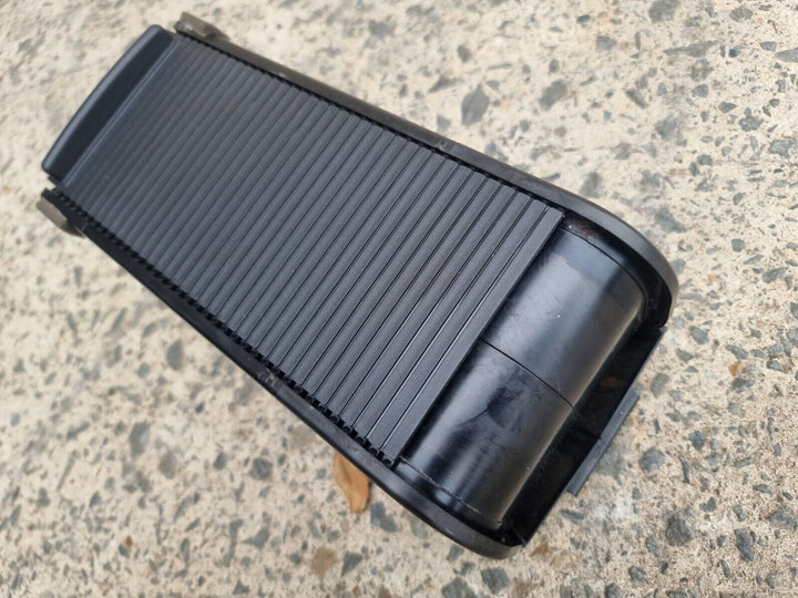 Subaru Outback Liberty GEN4 03 06 Refurbished Center Console Slider Cup Holder