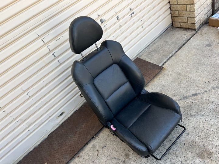 Subaru Liberty Outback 03 - 06 Factory Front Leather Passenger Seat LH GENUINE L