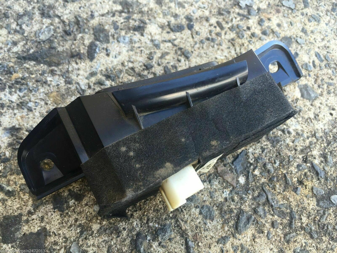 Subaru Liberty GT Gen 4 2003 2006 Rear Left Power Window Control Module Switch