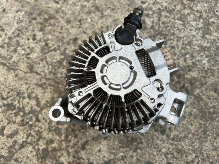 Subaru Liberty Outback Gen 5 2012 - 13 FB25 Alternator Charger Genuine Q 23700
