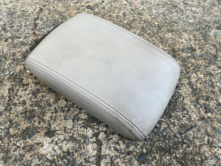 Subaru Outback Liberty GEN4 2003 06 H6 Cream Leather Interior Center Console Lid