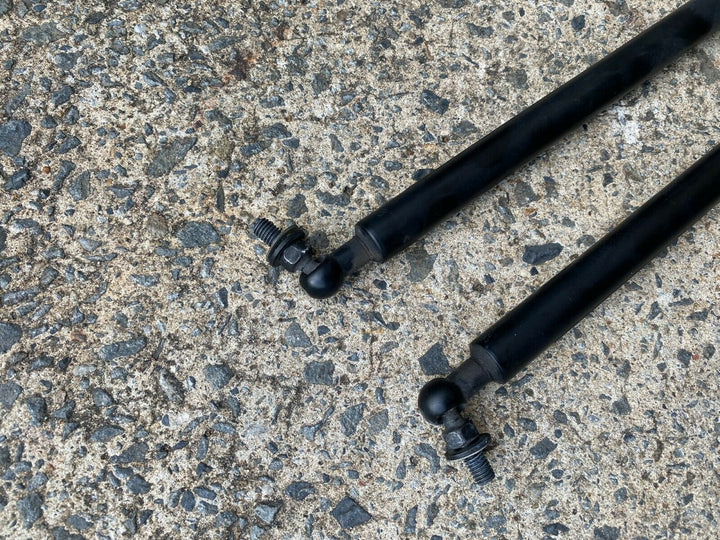 OEM Subaru Impreza 08 - 14 WRX RS GH G3 Genuine Front Bonnet Gas Hold Struts
