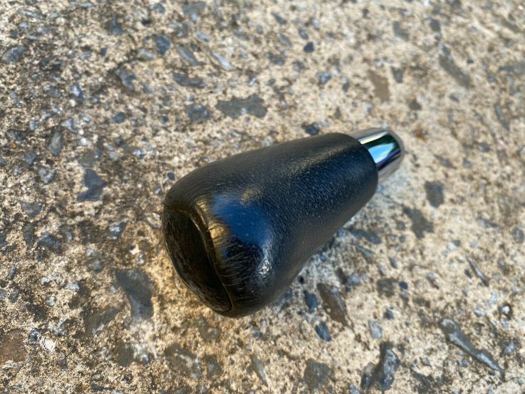 Subaru Liberty Outback GEN 4 03 06 Factory Gear Shift Knob Gearknob Shifter Auto
