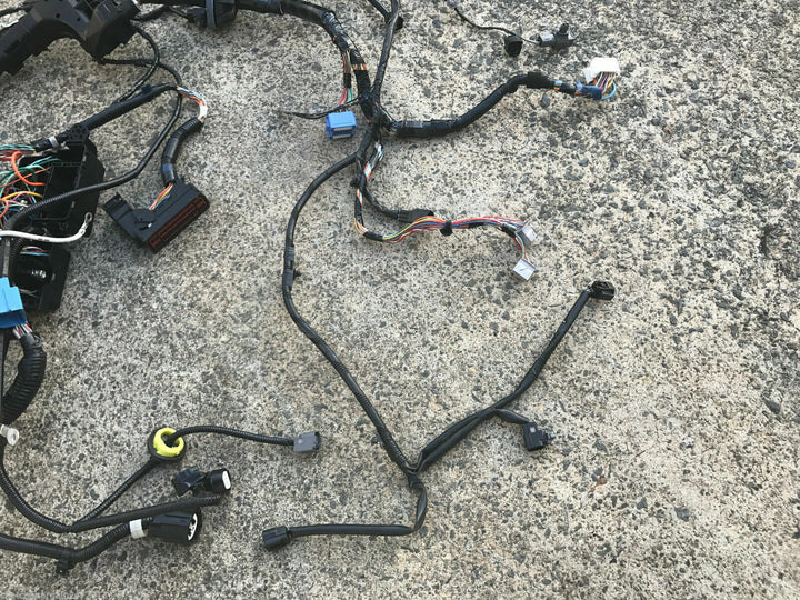 Mazda 3 Hatch 2009 Auto 13 BL Engine Bay Wiring Wire Loom Main Fuse Box Harness