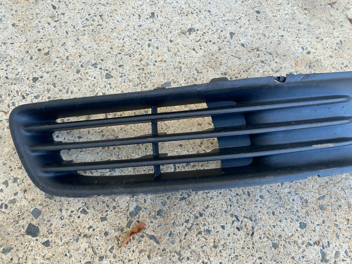 Subaru Liberty Sedan H6 03 -06 Spot Fog Light Cover Surround Trim Black RH Right