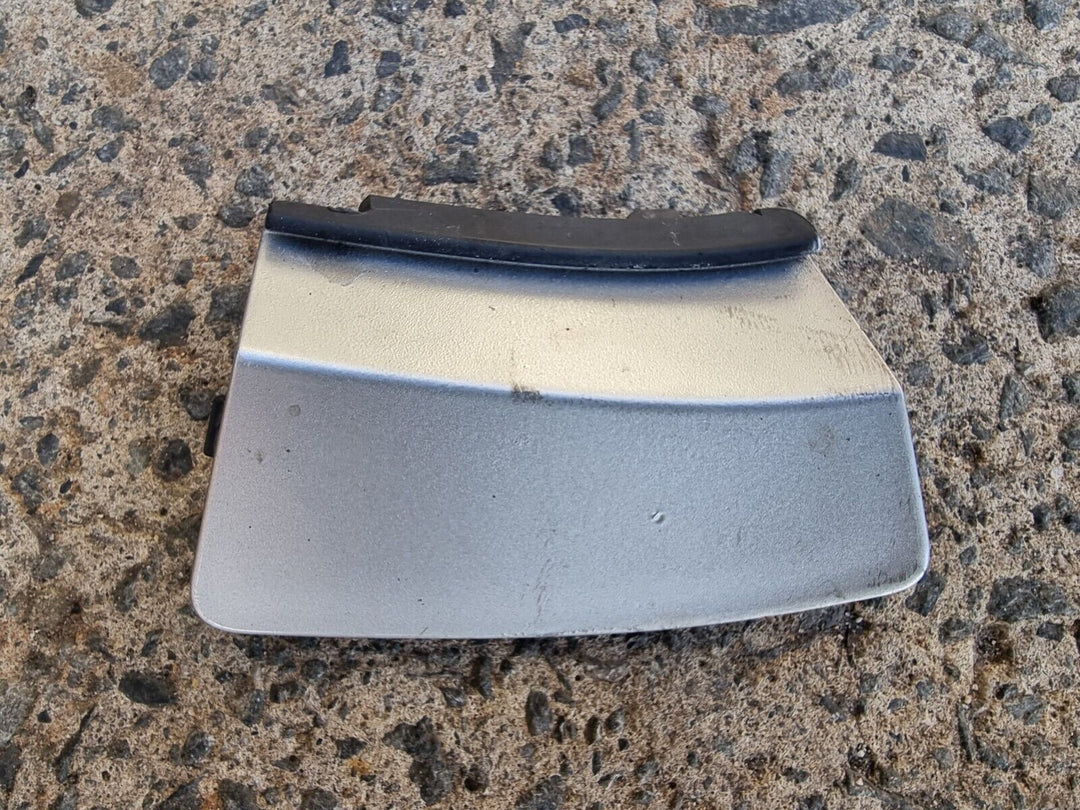 GENUINE Subaru Impreza GH 08 - 11 Front Bumper Tow Hook Cap Cover Silver C3S