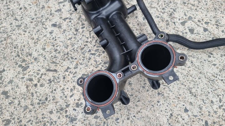 Subaru Liberty Turbo 03 - 06 Factory Air Intake Inlet Manifold Throttle Body GT