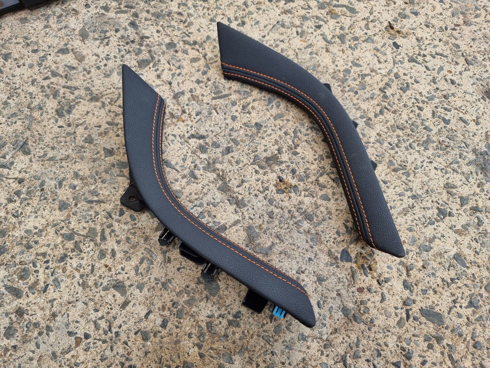 Subaru XV GT 2017-21 Centre Console Front Trim Panels Orange Leather C ...