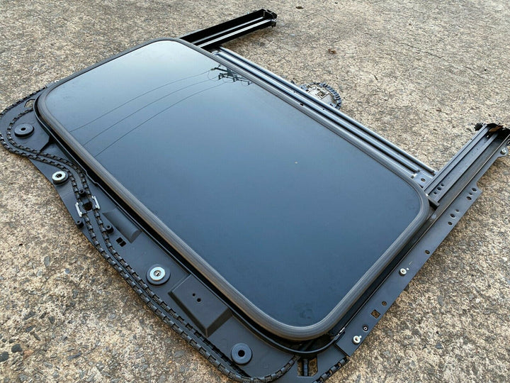 Subaru Liberty Sedan Gen 4 03 - 09 Electric Sunroof Glass Slide Sun Roof Panel