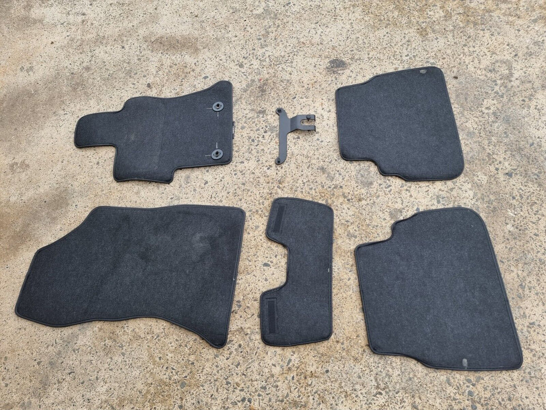 GENUINE Subaru XV GT 17 - 21 Factory Carpet Floor Mats Front Rear Set 5 Black