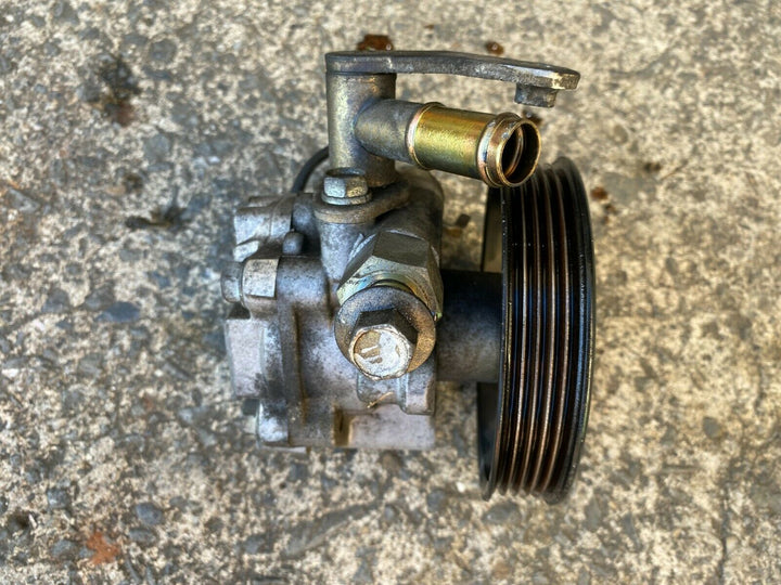 Subaru Impreza RS GD GG 00 - 03 Bugeye 2.5L Factory Power Steering Pump Genuine
